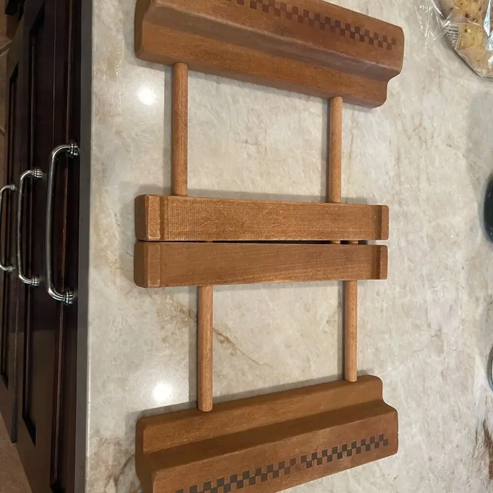 Pampered Chef elegant wooden